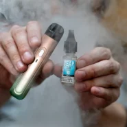 مقایسه سالت های نیکوتین و جویس های معمولی